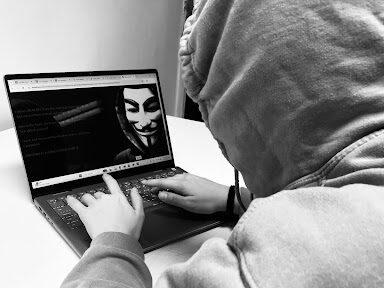 'We have taken your boyfriend': UCL student targeted in tailored AI phone scam